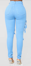Load image into Gallery viewer, B Crazy Distressed Boyfriend Jeans