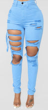 Load image into Gallery viewer, B Crazy Distressed Boyfriend Jeans