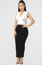 Load image into Gallery viewer, Ruffle Lace