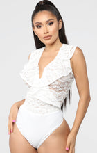 Load image into Gallery viewer, Ruffle Lace