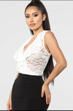 Load image into Gallery viewer, Ruffle Lace