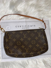 Load image into Gallery viewer, B You Resale - Authentic Louis Vuitton Pouchette